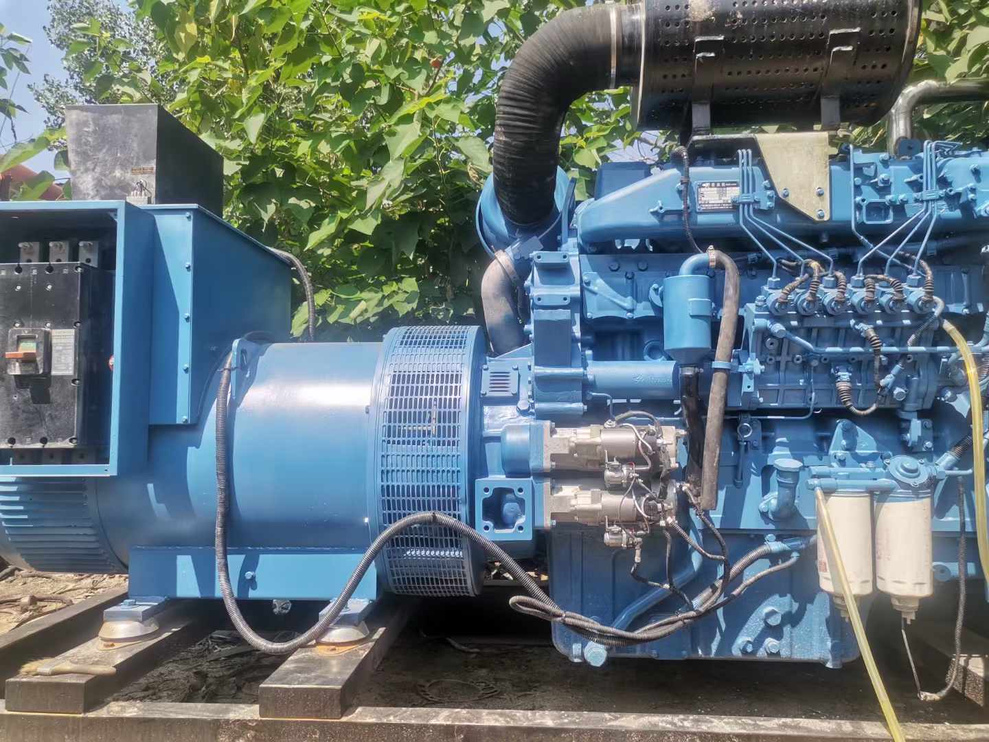 武宁详细说明降低 800kW 柴油发电机输出电流波动的方法